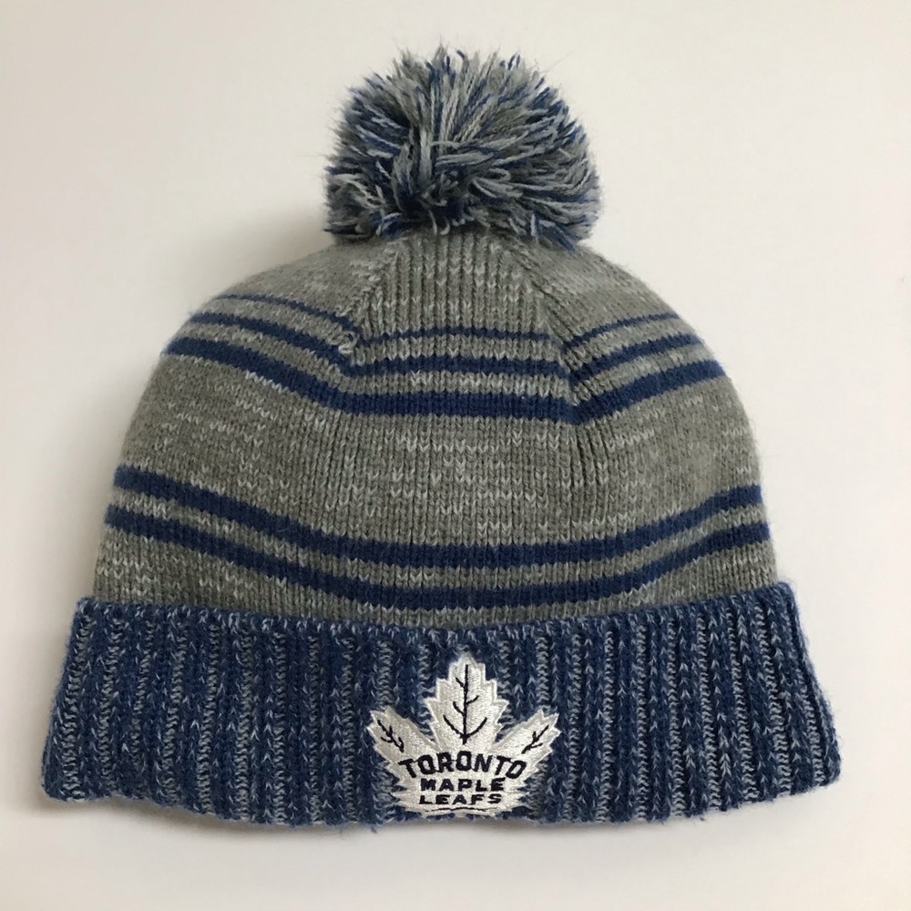 Toronto Maple Leafs NHL Hockey Gray Blue Knit Pom Beanie Skater Hat Fleece Lined